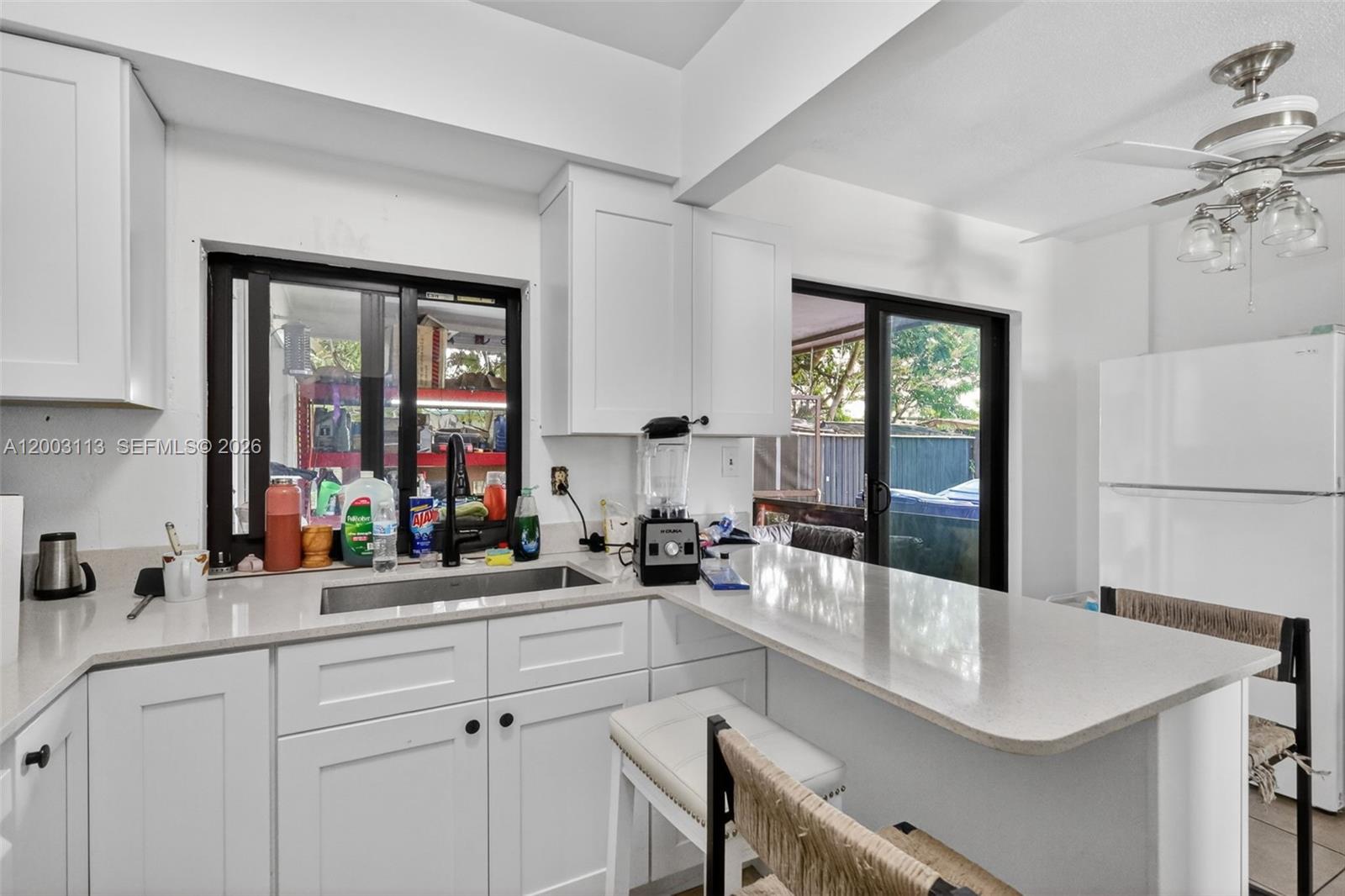 5814 Cleveland Street Hollywood, FL 33021 - Photo 10 of 59