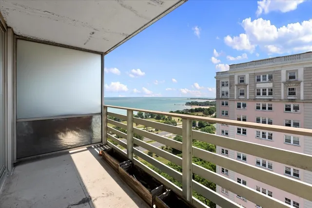 $1,850 | 5601 North Sheridan Road, Unit 20D, Chicago, IL 60660