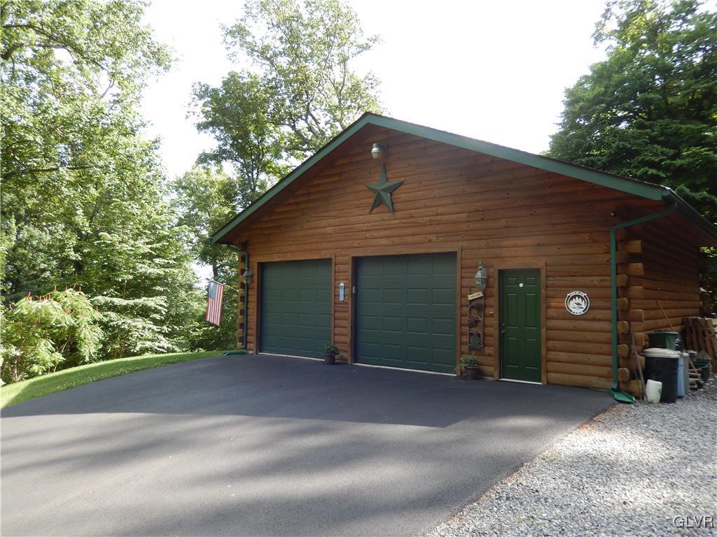 3167 Chestnut Hill Road Center Valley, PA 18034 - Photo 3 of 49 Gallery Image 3