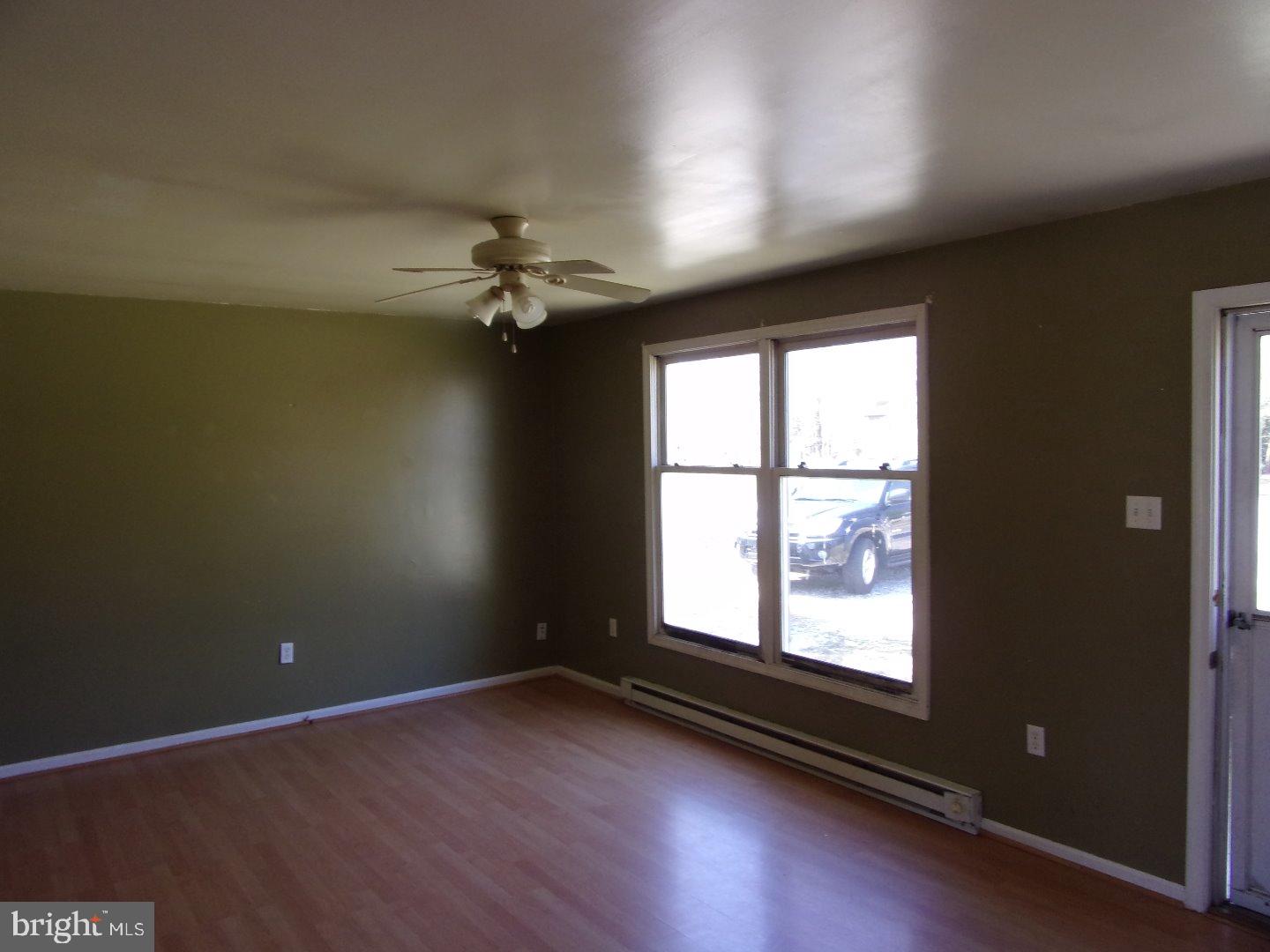 15 Walnut Road Millville, NJ 08332 - Photo 2 of 14 Gallery Image 2