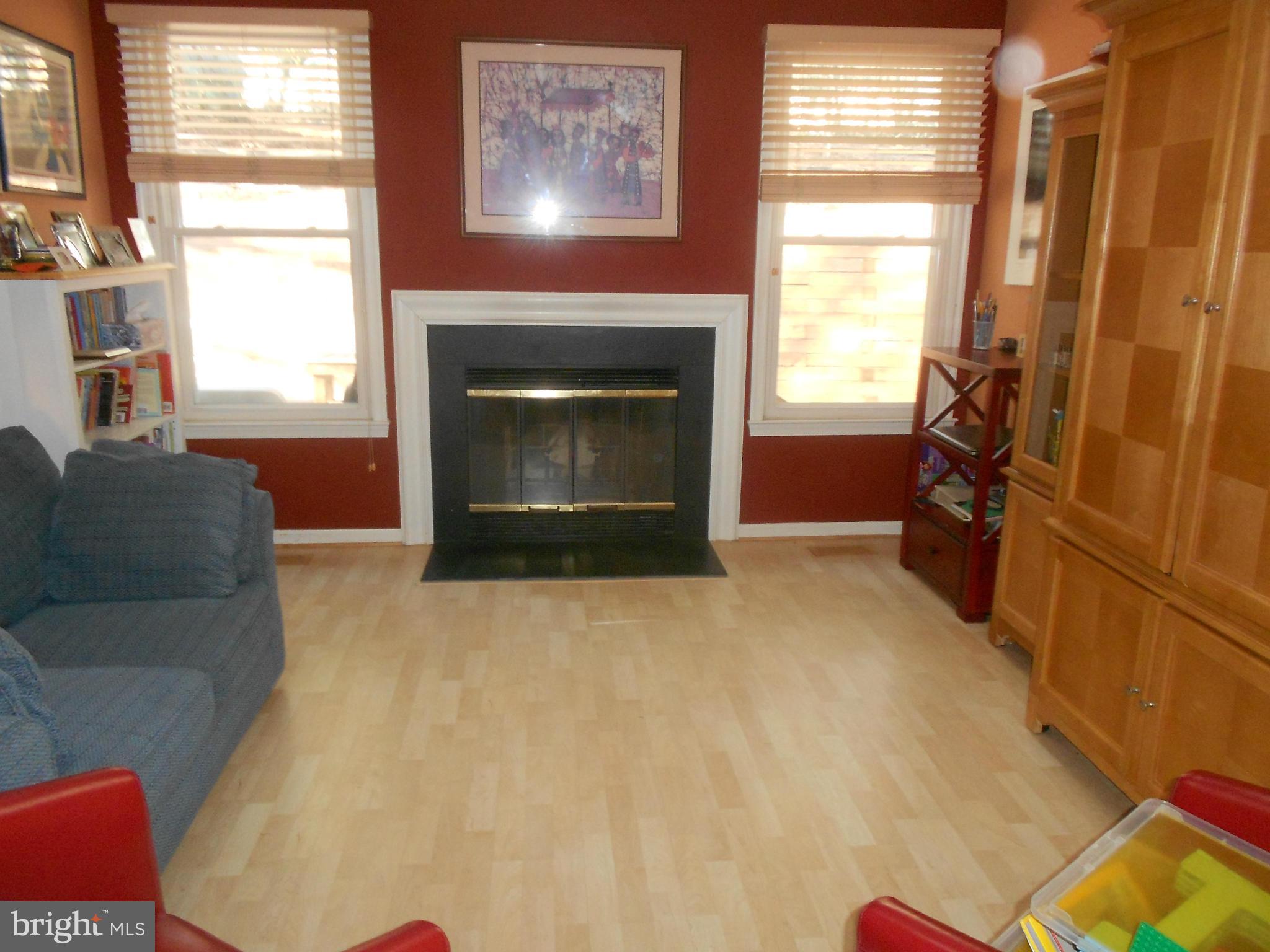 11704 Saddlerock Road Silver Spring, MD 20902 - Photo 14 of 16 Family Room