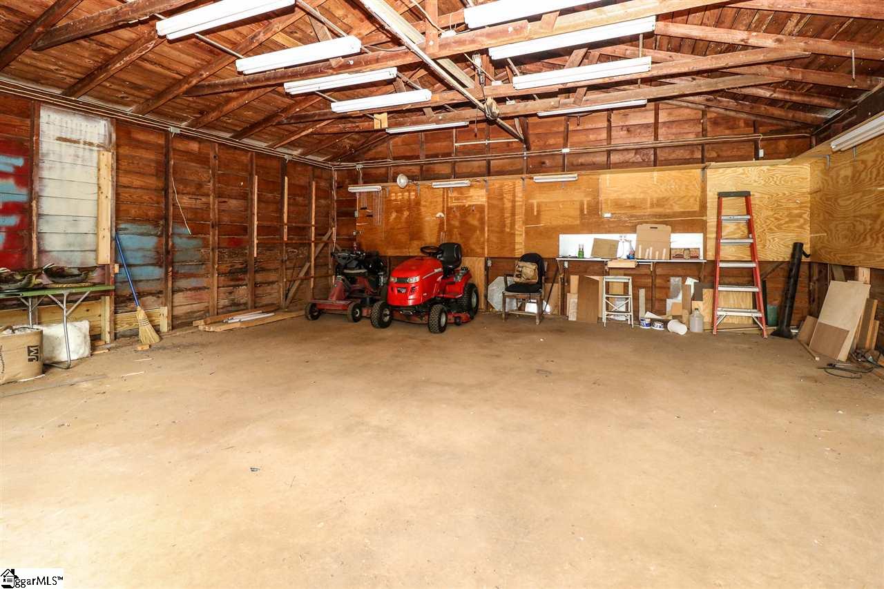 5330 Locust Hill Road Travelers Rest, SC 29690 - Photo 24 of 36