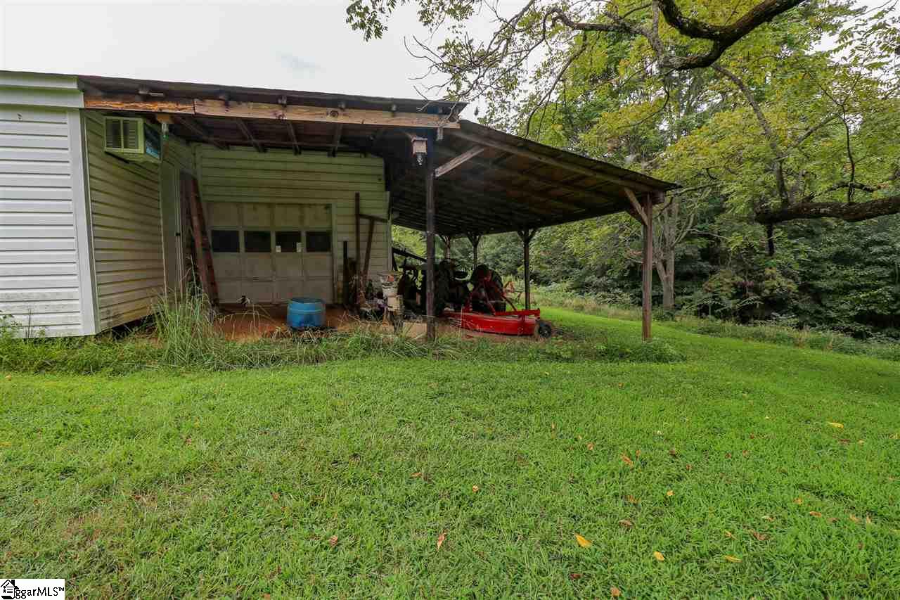 5330 Locust Hill Road Travelers Rest, SC 29690 - Photo 25 of 36