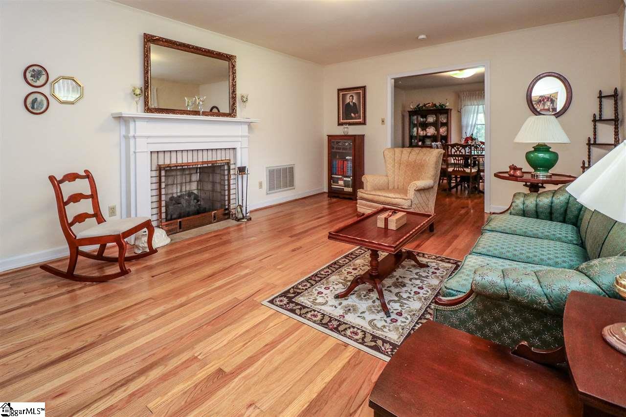 5330 Locust Hill Road Travelers Rest, SC 29690 - Photo 8 of 36