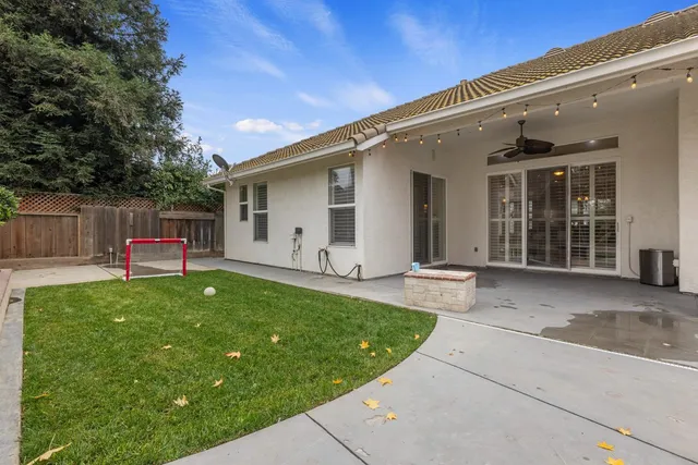 $789,900 | 2067 Robin Hood Lane, Merced, CA 95340