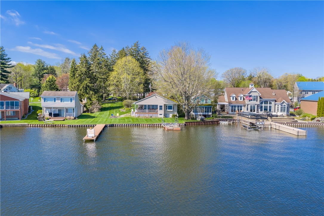 8233 South Shore Road Sodus Point, NY 14555 - Photo 13 of 40