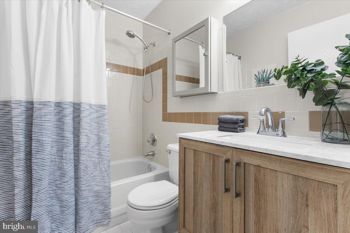 1224 Kendrick Road Rosedale, MD 21237 - Photo 26 of 44 Upper level 2nd full bathroom