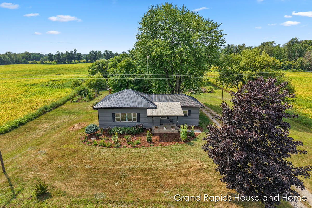 6596 South Grow Road Sheridan, MI 48884 - Photo 14 of 22 IMG_1019