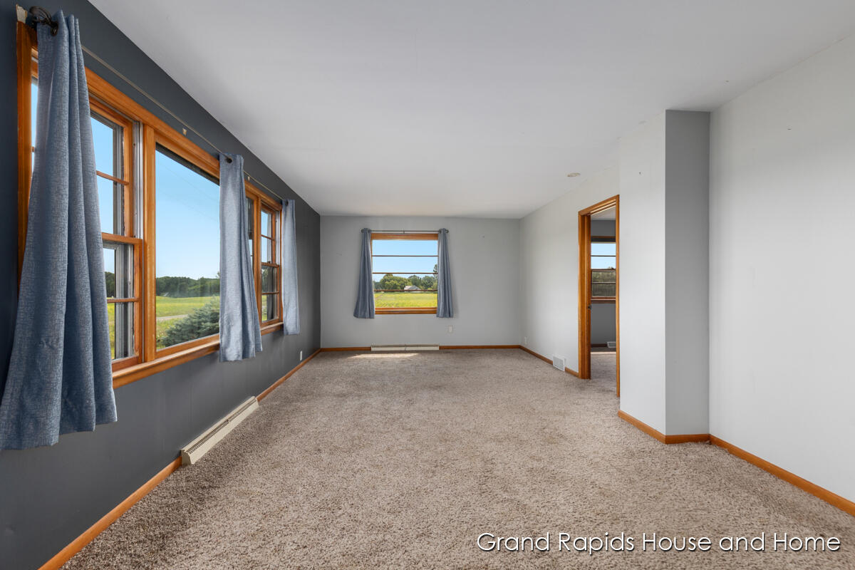 6596 South Grow Road Sheridan, MI 48884 - Photo 3 of 22 IMG_1003