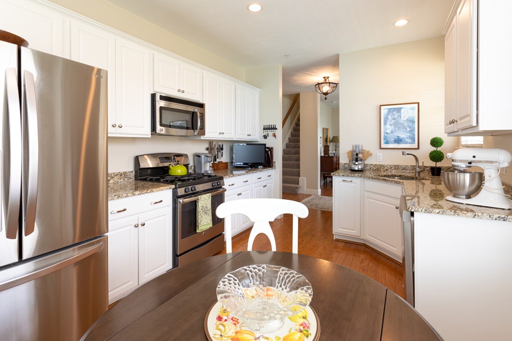 56 Grey Hawk Drive, Unit 56 Mashpee, MA 02649 - Photo 9 of 23