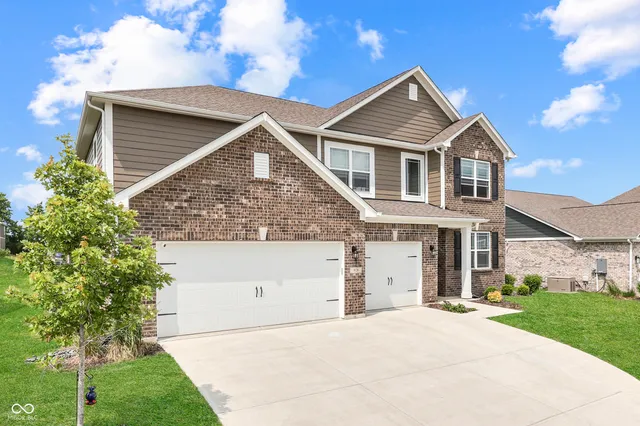 $415,000 | 928 Ridge Rock Lane, Bargersville, IN 46106