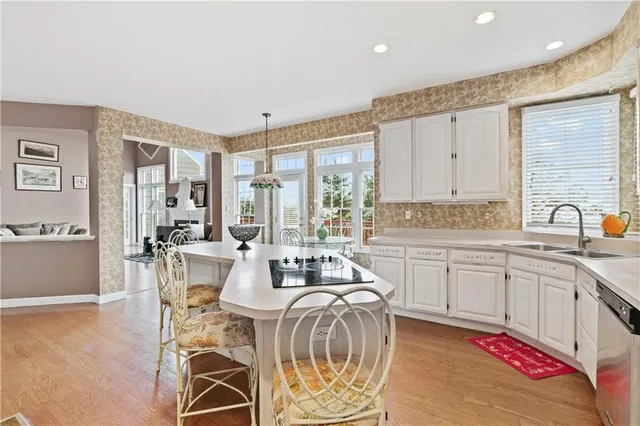 $1,200,000 | 1800 Scarlett Drive, Pittsburgh, PA 15241