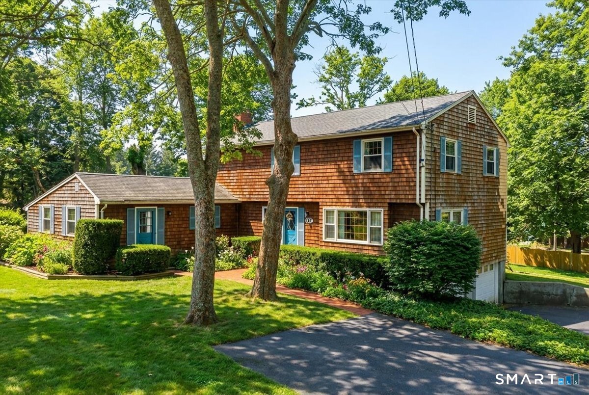 157 Prospect Hill Road Groton, CT 06340 - Photo 3 of 38