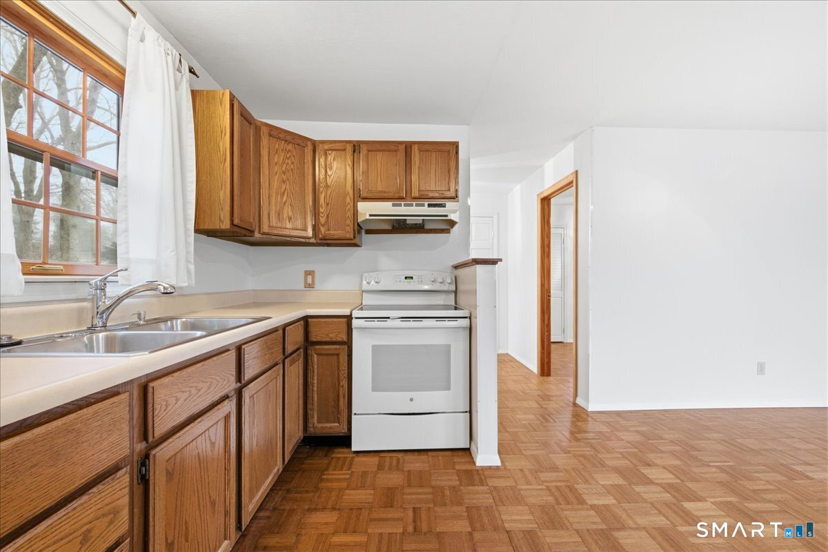 157 Prospect Hill Road Groton, CT 06340 - Photo 31 of 38