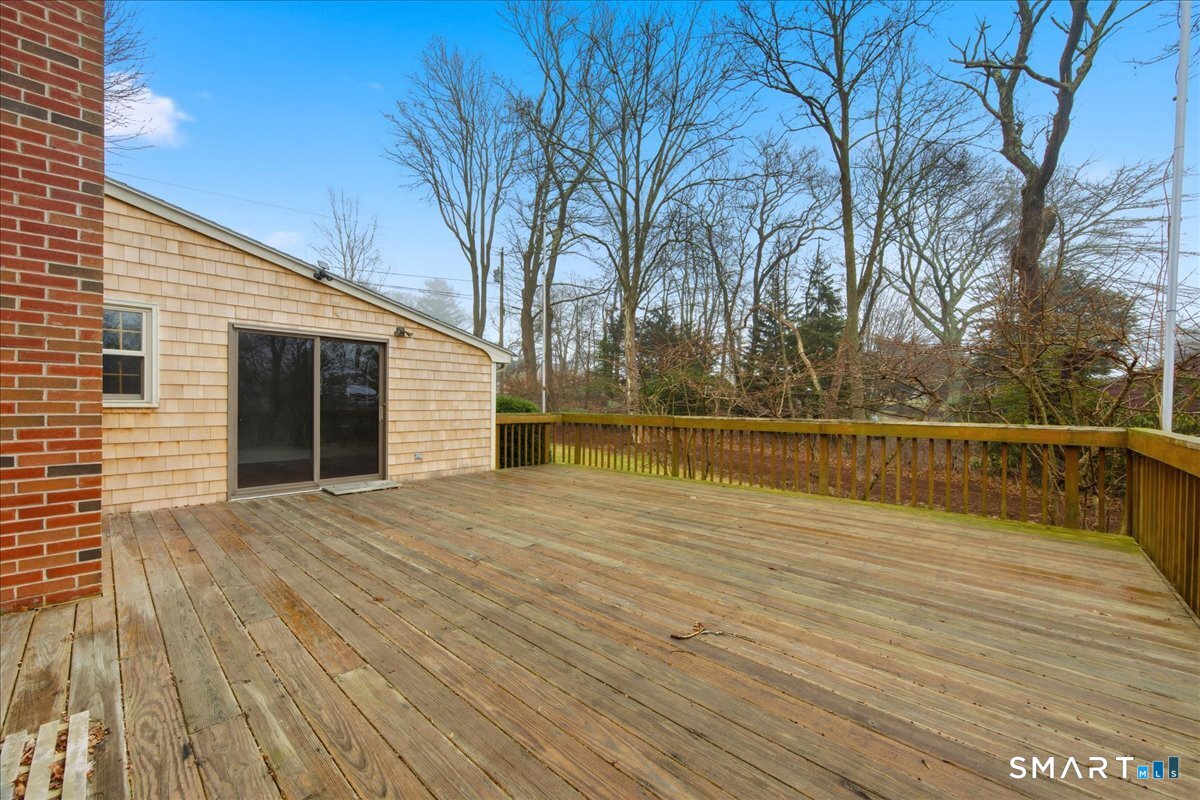 157 Prospect Hill Road Groton, CT 06340 - Photo 37 of 38