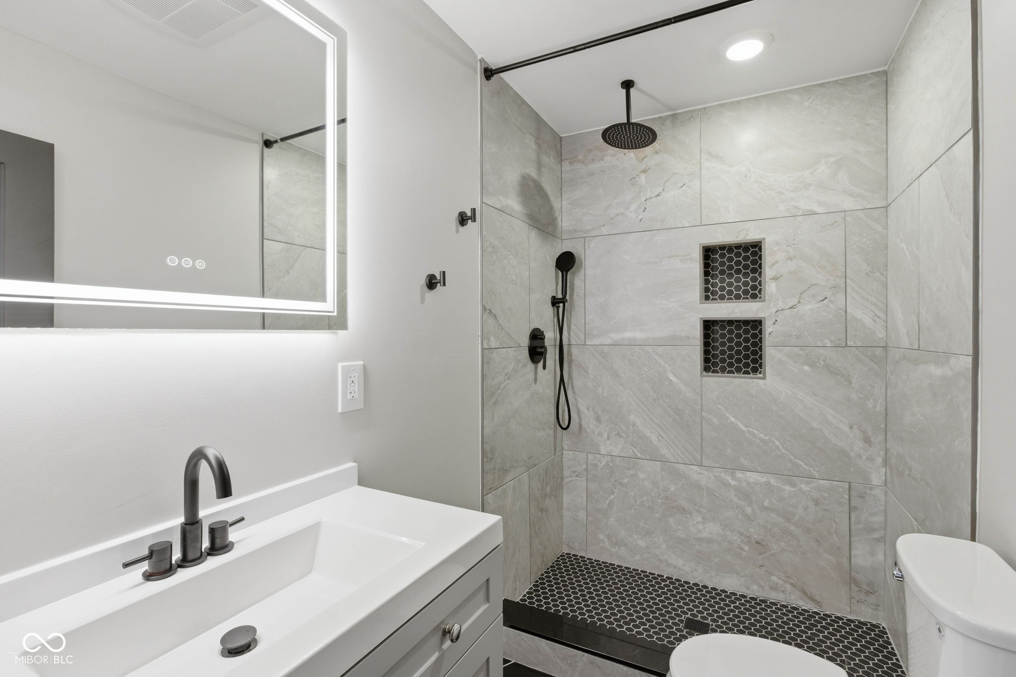 1611 Main Street Beech Grove, IN 46107 - Photo 11 of 20