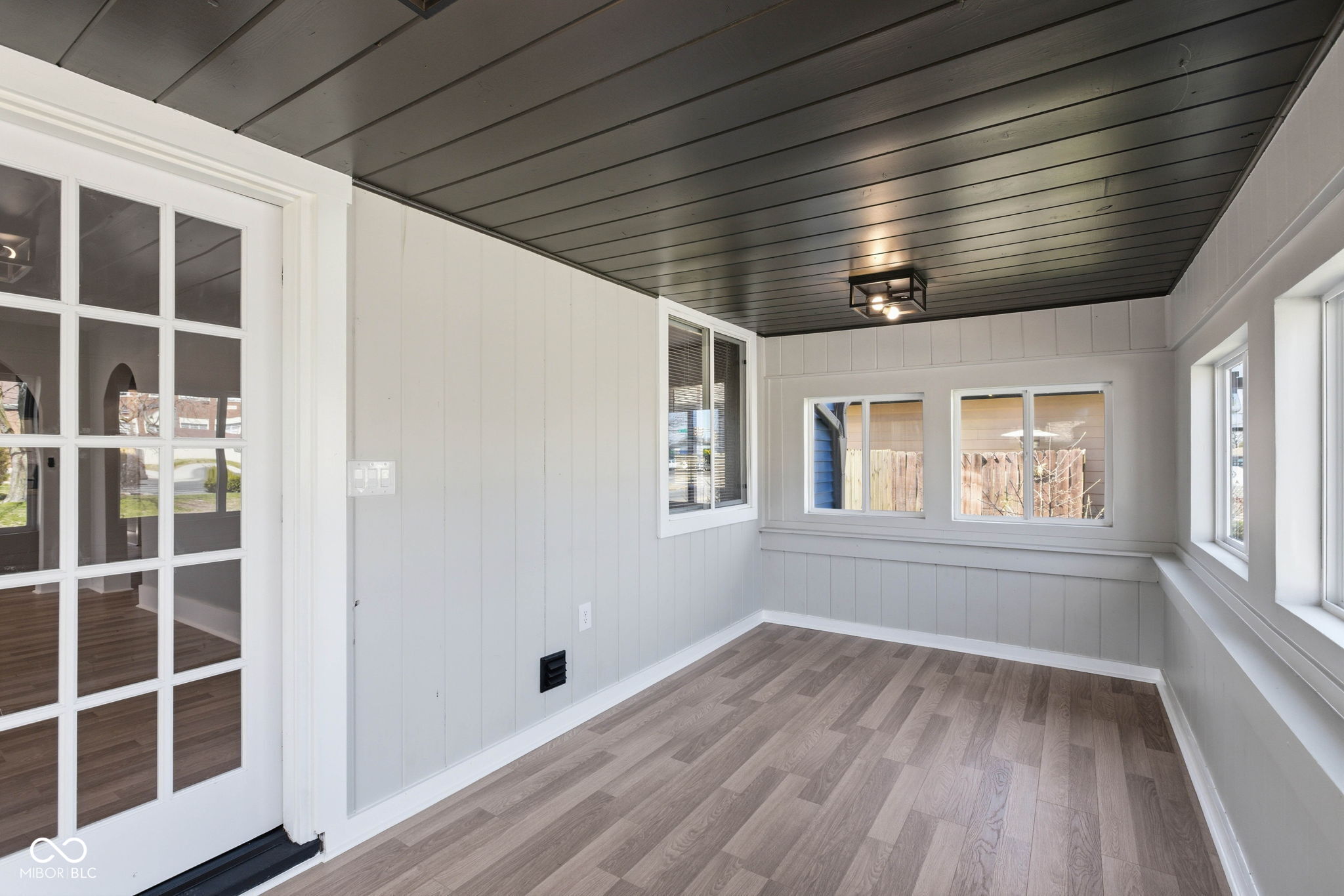 1611 Main Street Beech Grove, IN 46107 - Photo 3 of 20