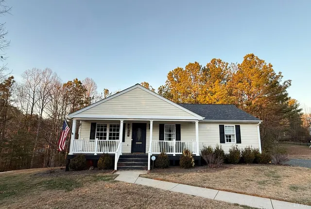 $359,900 | 142 Pleasant Ridge Drive, Madison Heights, VA 24572