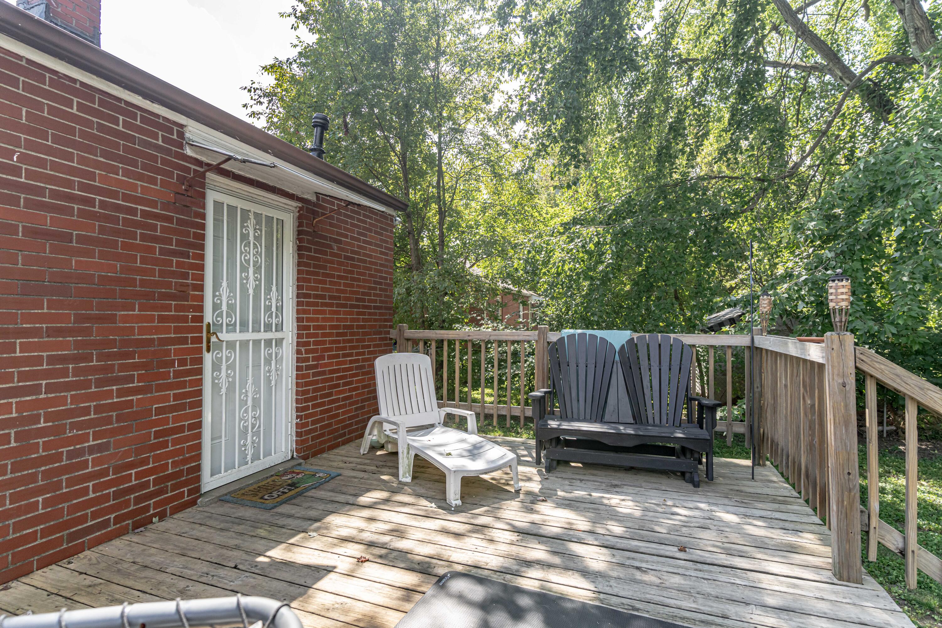 8900 Blue Lick Road Louisville, KY 40219 - Photo 6 of 51 DSC00674