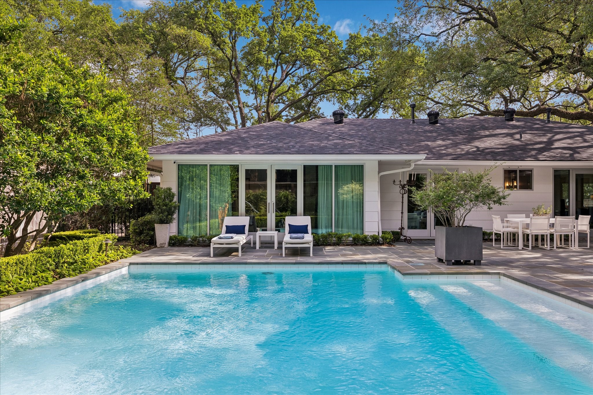 4114 Whitman Street Houston, TX 77027 - Photo 32 of 43