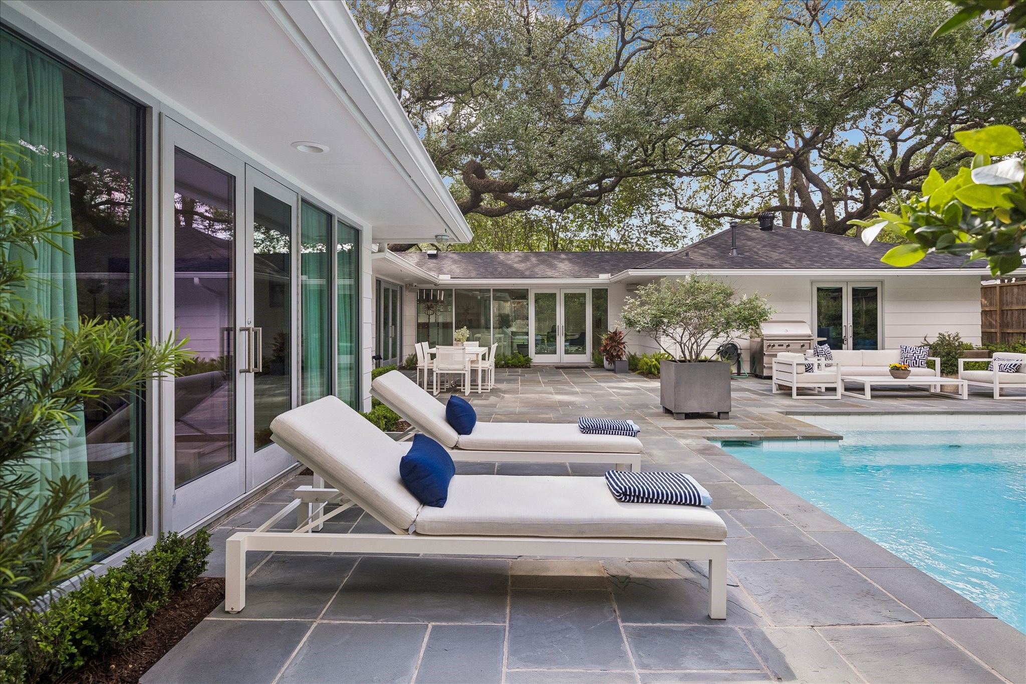 4114 Whitman Street Houston, TX 77027 - Photo 33 of 43