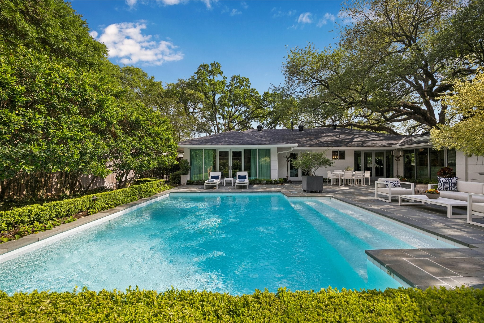 4114 Whitman Street Houston, TX 77027 - Photo 35 of 43