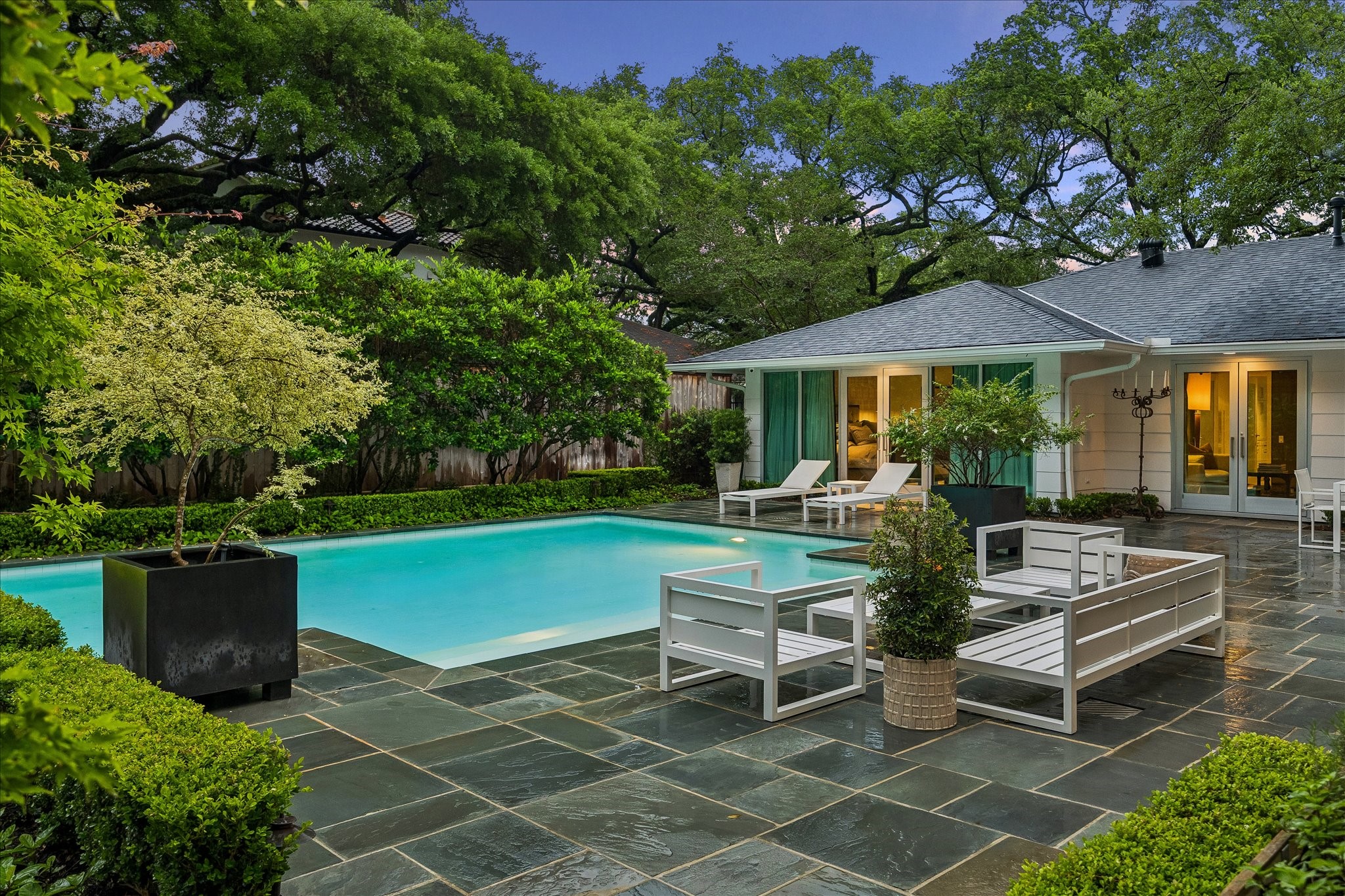4114 Whitman Street Houston, TX 77027 - Photo 37 of 43
