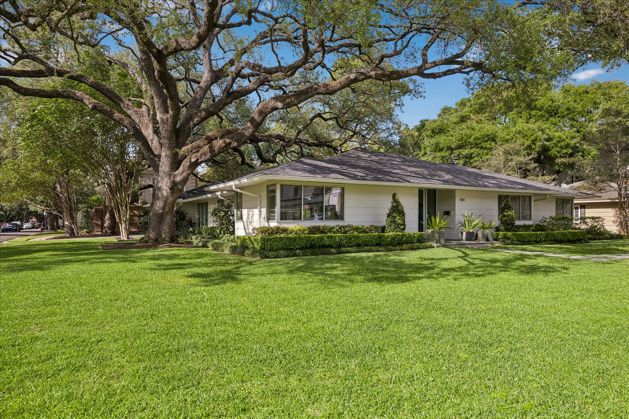 4114 Whitman Street Houston, TX 77027 - Photo 40 of 43