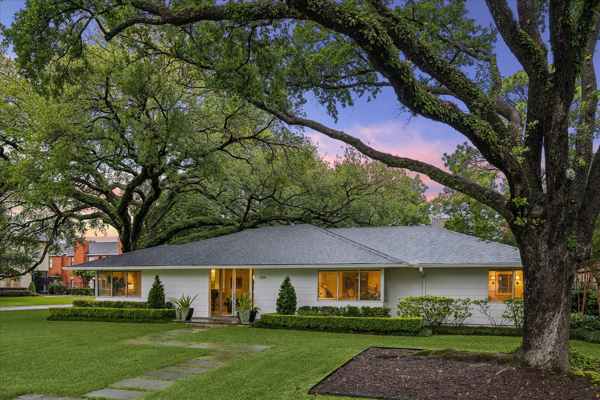 4114 Whitman Street Houston, TX 77027 - Photo 41 of 43