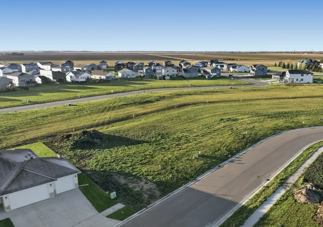 $54,900 | 4813 4th Street South, Moorhead, MN 56560