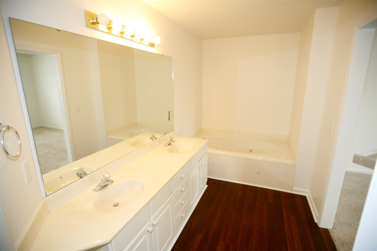 3223 Wellington Ridge Loop, Unit 3223 Cary, NC 27518 - Photo 9 of 19 Master Bath/Spa
