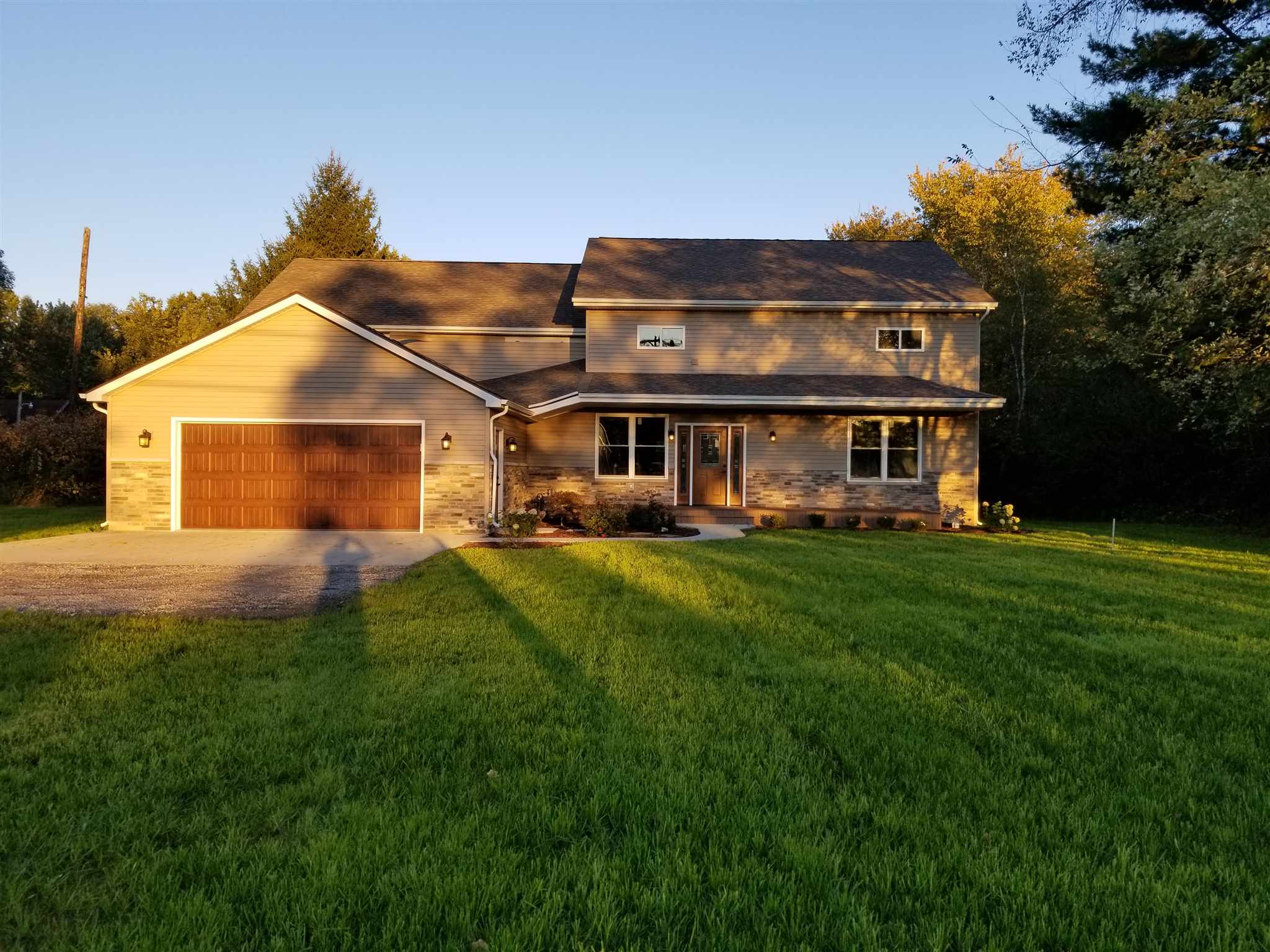 55346 Fir Road Mishawaka, IN 46545 - Photo 1 of 20 Gallery Image 1