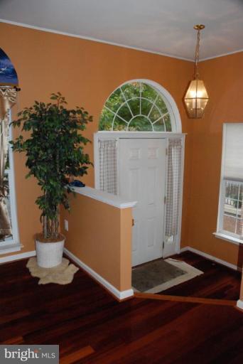 13429 Rising Sun Lane Germantown, MD 20874 - Photo 3 of 30 Entrance / Foyer