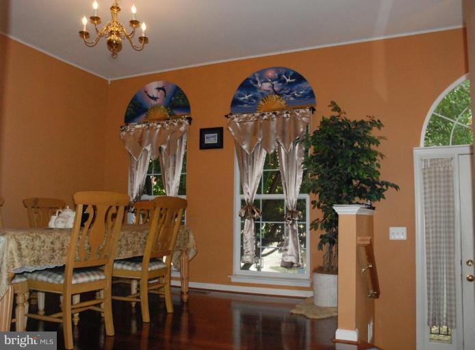 13429 Rising Sun Lane Germantown, MD 20874 - Photo 4 of 30 Dining Room