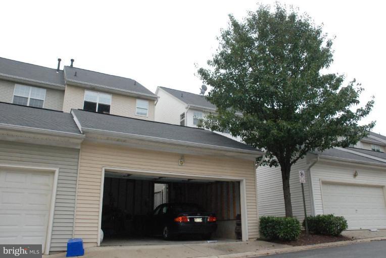 13429 Rising Sun Lane Germantown, MD 20874 - Photo 9 of 30 Garage 1