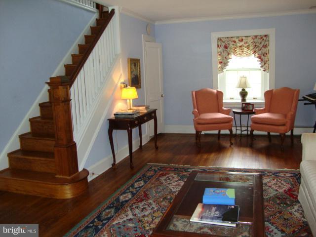 822 Old Joppa Road Towson, MD 21286 - Photo 14 of 26 Living Room