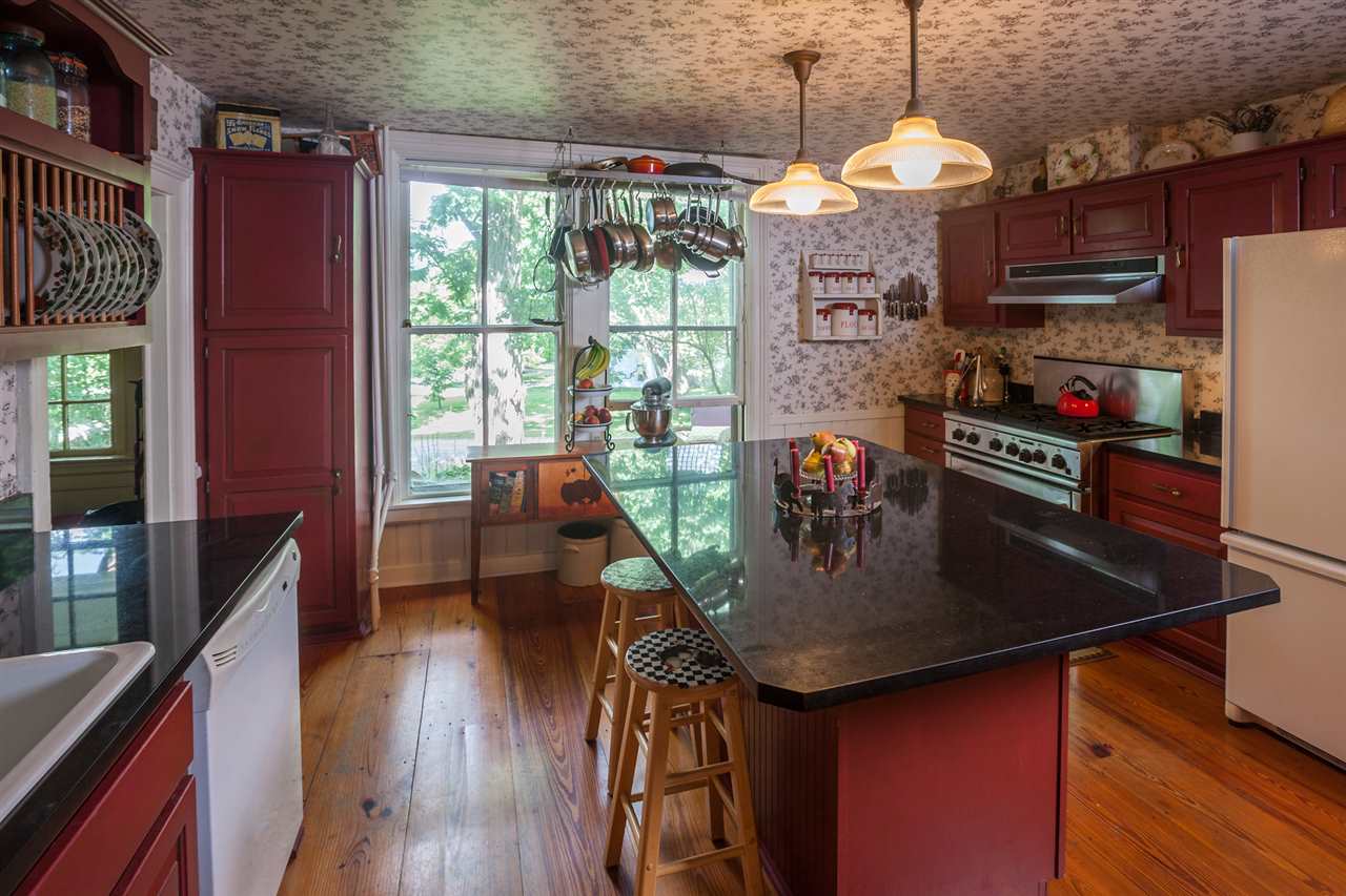3929 Vermont Rte 7a Arlington, VT 05250 - Photo 9 of 25 Gallery Image 9