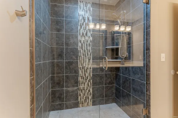 $297,500 | 832 Tawny Drive, Evansville, IN 47712