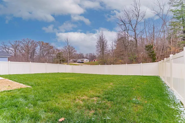 $301,185 | 832 Tawny Drive, Evansville, IN 47712