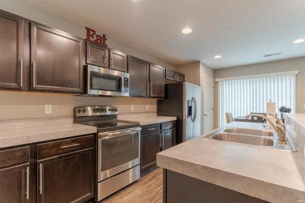 $297,500 | 832 Tawny Drive, Evansville, IN 47712