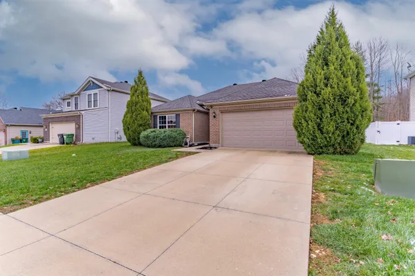 $297,500 | 832 Tawny Drive, Evansville, IN 47712