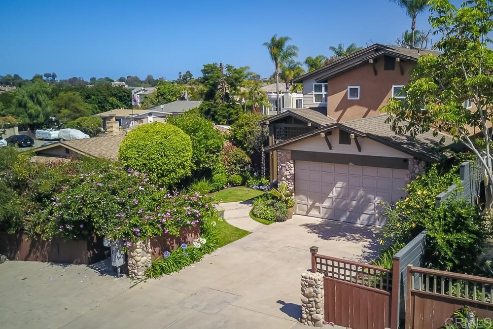 270 Hillcrest Drive Encinitas, CA 92024 - Photo 5 of 48