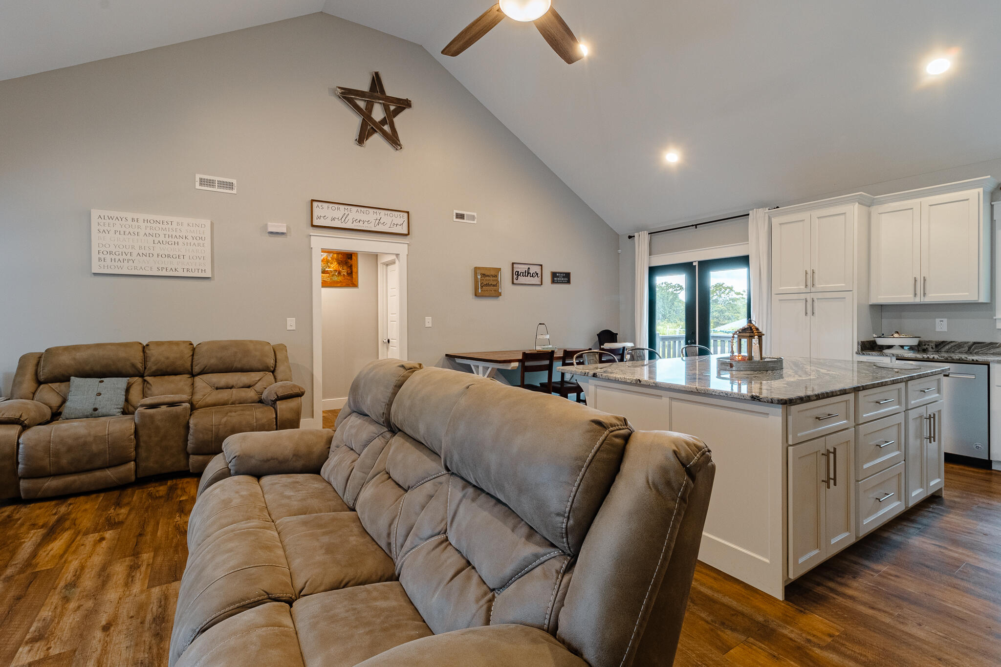 427 Cochran Road Chatsworth, GA 30705 - Photo 7 of 21 427 Cochran Rd-03