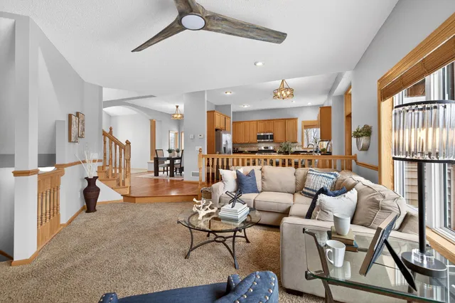 $625,000 | 303 Bluff Road, Carver, MN 55315