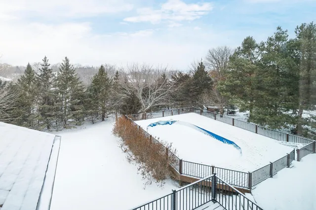 $625,000 | 303 Bluff Road, Carver, MN 55315