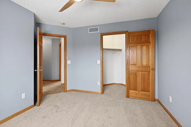 $625,000 | 303 Bluff Road, Carver, MN 55315