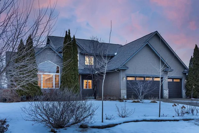 $625,000 | 303 Bluff Road, Carver, MN 55315