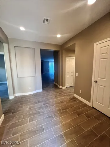 $2,180 | 7136 Crescentville Avenue, Las Vegas, NV 89131