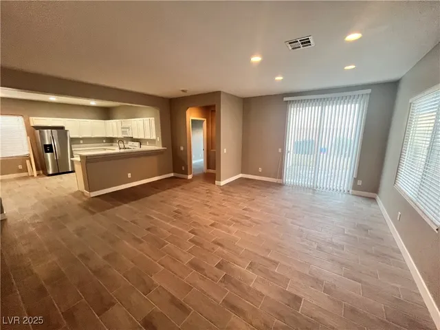 $2,180 | 7136 Crescentville Avenue, Las Vegas, NV 89131