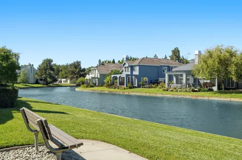 $660,000 | 126 Shorebird Circle, Redwood City, CA 94065